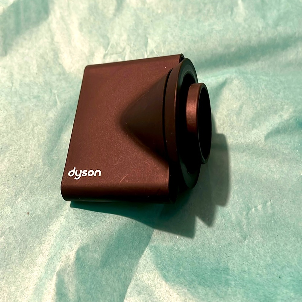 New Dyson Supersonic hair dryer Concentrator attachment
